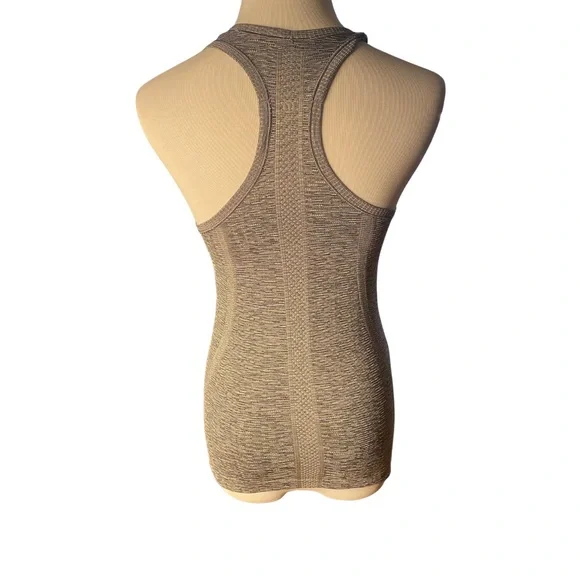 Lululemon Racerback Seamless Tank Top – Gray Space Dye – Size 4 (?) - Picture 3 of 7